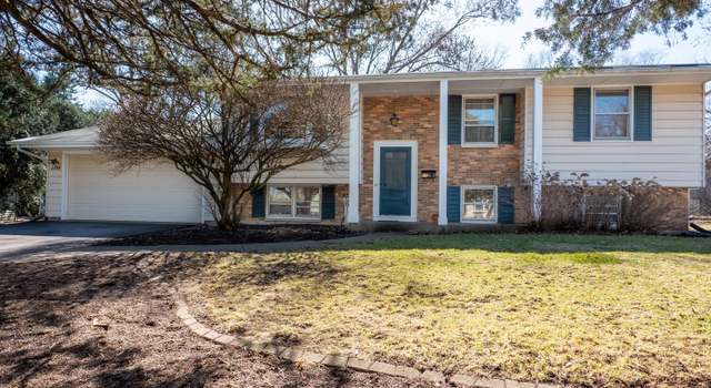 Photo of 1144 Millburn Ct, St. Charles, IL 60174
