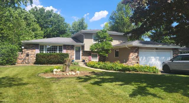 Photo of 604 Parkshore Dr, Shorewood, IL 60404
