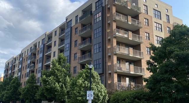 Photo of 300 Anthony Ave #603, Mundelein, IL 60060