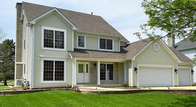 Photo of 902 Spruce St, Sugar Grove, IL 60554