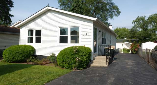 Photo of 1330 Ridgeway Ave, Round Lake Beach, IL 60073