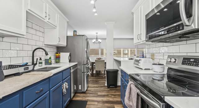 Photo of 6301 N Sheridan Rd Unit 18E, Chicago, IL 60660