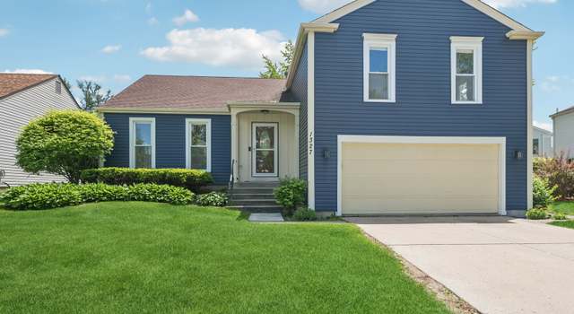 Photo of 1327 Gail Dr, Buffalo Grove, IL 60089