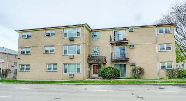 Photo of 8758 W Berwyn Ave Unit 2N, Chicago, IL 60656