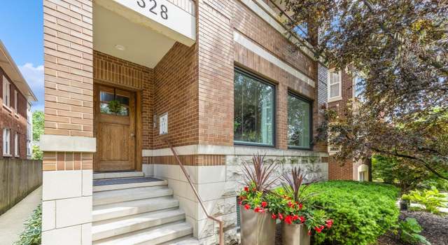 Photo of 328 S Oak Park Ave #1, Oak Park, IL 60302