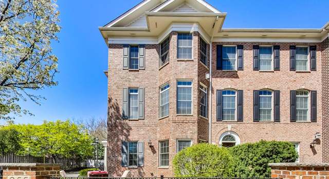 Photo of 255 Box Car Ave, Naperville, IL 60540