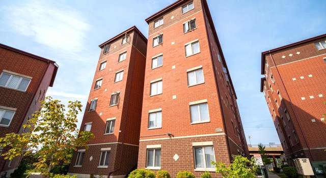 Photo of 239 W 18th St Unit 2D, Chicago, IL 60616