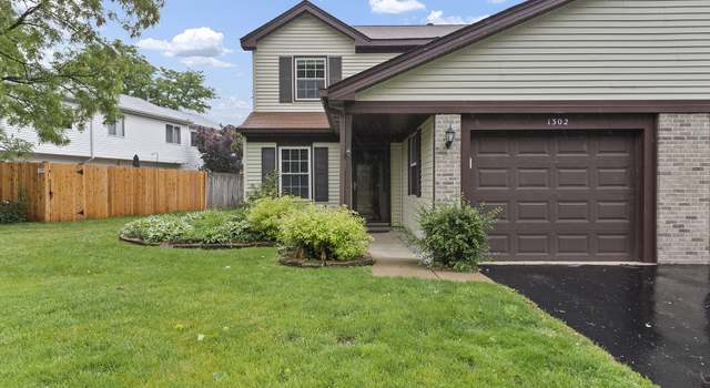 Photo of 1302 Oak Valley Dr, Cary, IL 60013