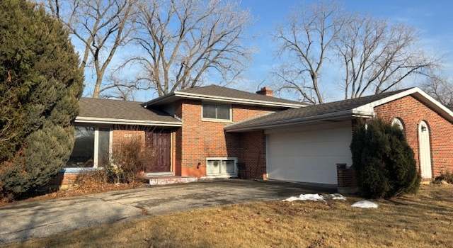 Photo of 651 N Stephen Dr, Palatine, IL 60067