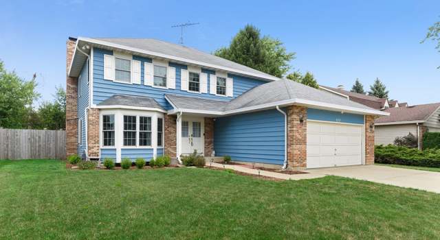 Photo of 1512 E Canterbury Dr, Arlington Heights, IL 60004