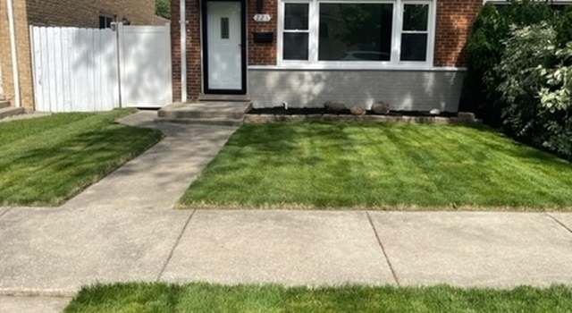 Photo of 221 Sawyer Ave, La Grange, IL 60525