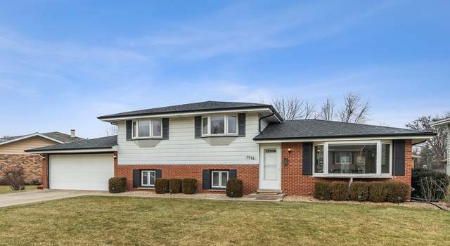 Photo of 9930 La Reina Real St, Orland Park, IL 60462