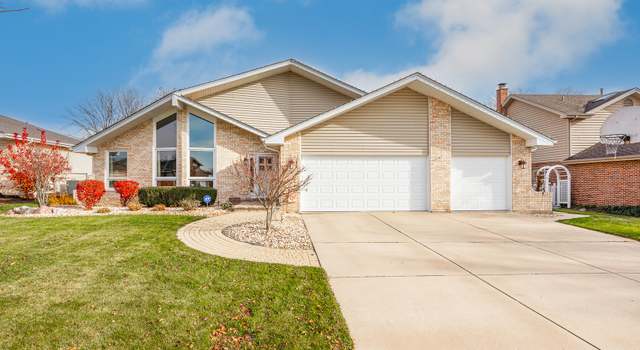 Photo of 17327 Brookgate Dr, Orland Park, IL 60467