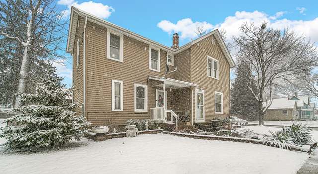 Photo of 173 Orchard St, Elgin, IL 60123
