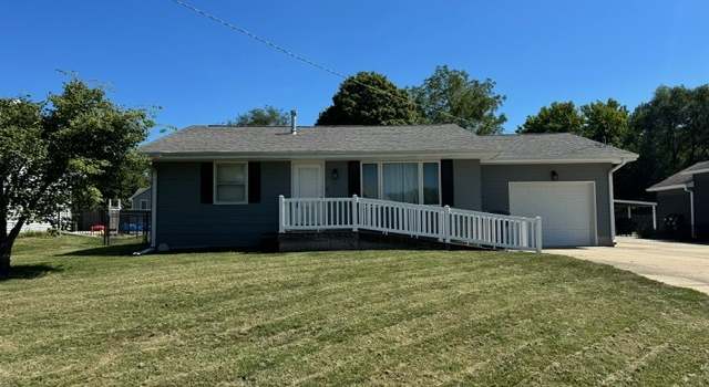 Photo of 604 Elm St, Delavan, IL 61734
