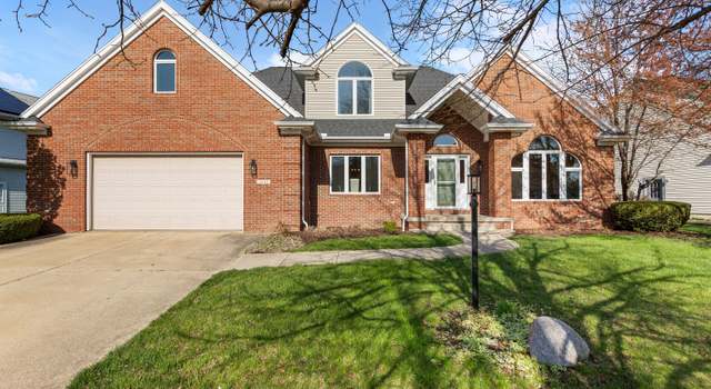Photo of 3205 Cherry Hills Dr, Champaign, IL 61822