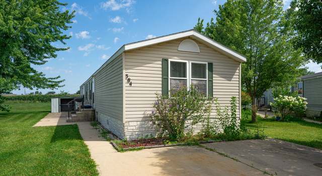 Photo of 384 Tulip Ct, Belvidere, IL 61008