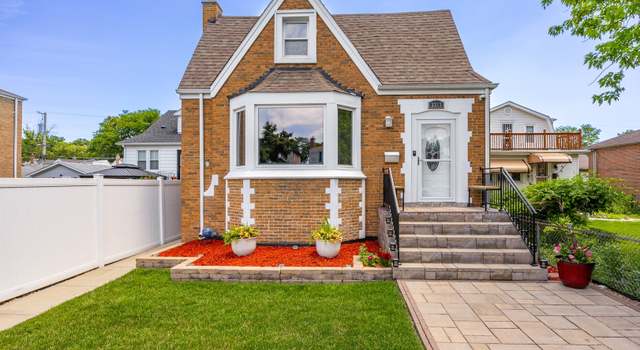 Photo of 3323 N Pioneer Ave, Chicago, IL 60634