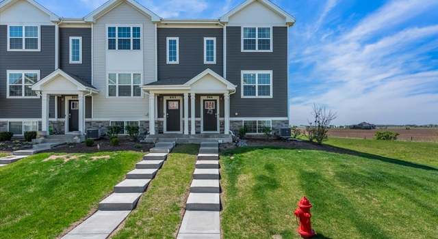Photo of 864 Briar Glen Ct, Hampshire, IL 60140