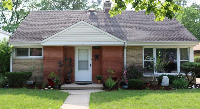 Photo of 7932 N Harlem Ave, Niles, IL 60714