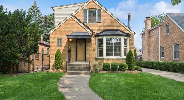 Photo of 7040 N Mankato Ave, Chicago, IL 60646