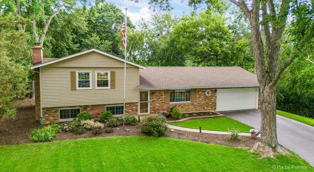 Photo of 1836 Maple Ln, Sleepy Hollow, IL 60118