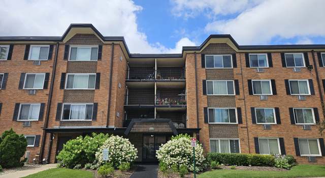 Photo of 1106 S New Wilke Rd #202, Arlington Heights, IL 60005