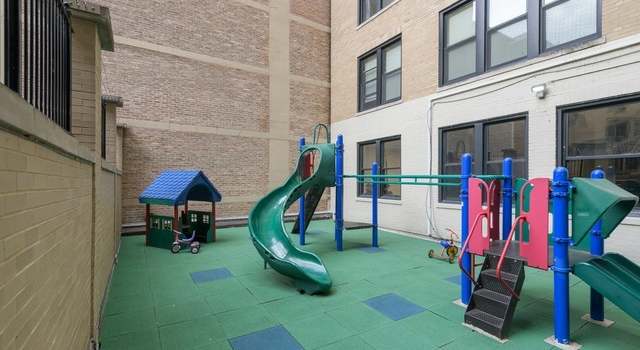 Photo of 3100 N Sheridan Rd Unit 7C, Chicago, IL 60657