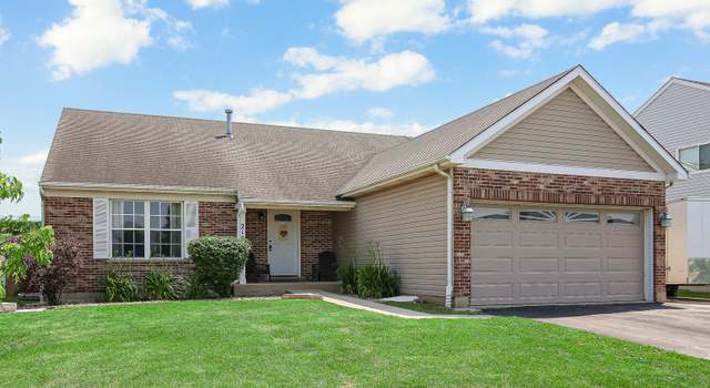 Photo of 21023 Siegel Dr, Crest Hill, IL 60403