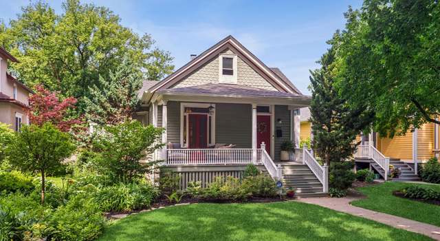Photo of 1422 Wesley Ave, Evanston, IL 60201