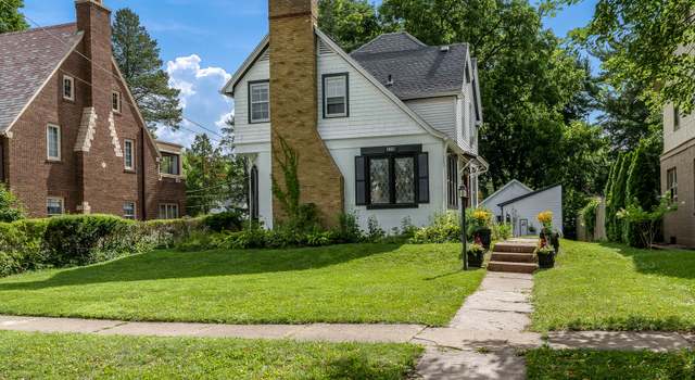 Photo of 1921 Oxford St, Rockford, IL 61103
