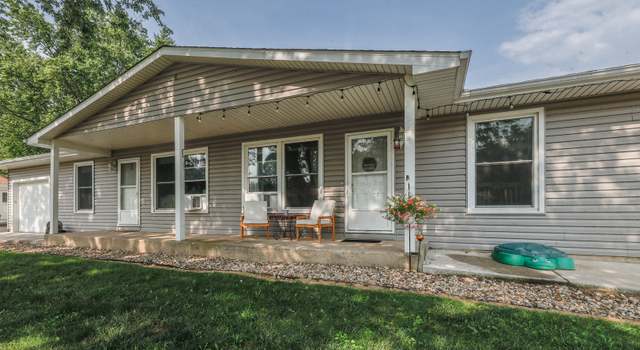 Photo of 1509 Oak Ln, Sycamore, IL 60178