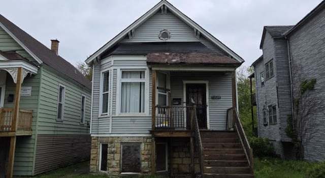 Photo of 7828 S Escanaba Ave, Chicago, IL 60649