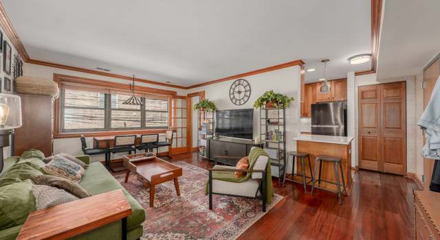 Photo of 512 W Barry Ave #212, Chicago, IL 60657