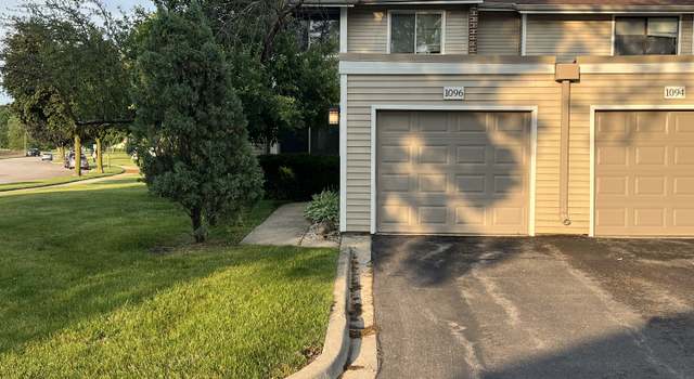 Photo of 1096 Cascade Dr, Aurora, IL 60506