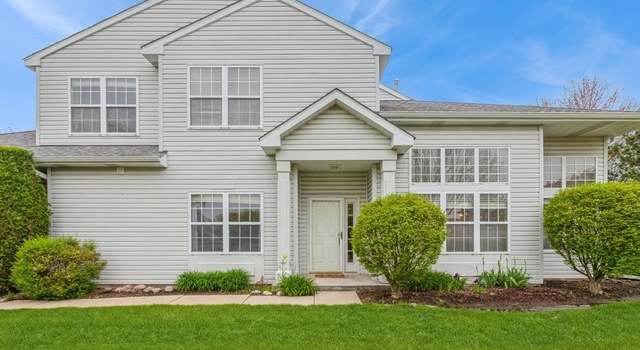 Photo of 4 N Barton Trl, Batavia, IL 60510