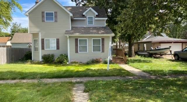 Photo of 321 High St, West Chicago, IL 60185