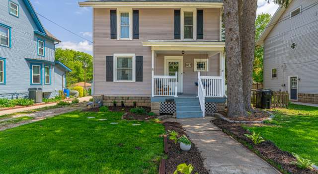 Photo of 812 S Fell Ave, Normal, IL 61761