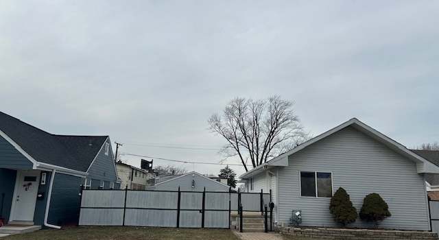 Photo of 1538 N 39th Ave, Stone Park, IL 60165