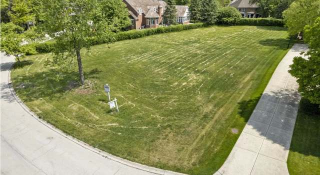 Photo of 48 Murifield Cir, Wheaton, IL 60189