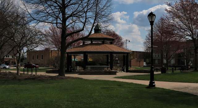Photo of 59 S Hale St #202, Palatine, IL 60067