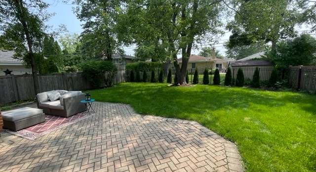 Photo of 417 N Seminary Ave, Park Ridge, IL 60068