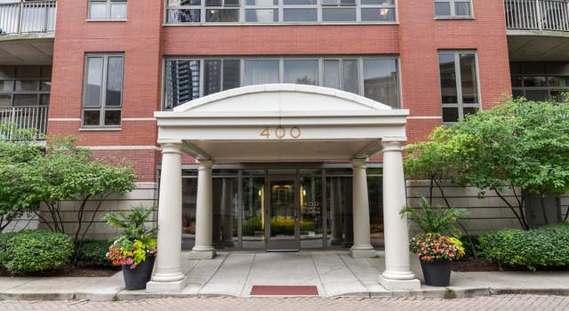 Photo of 400 N Clinton St #301, Chicago, IL 60654