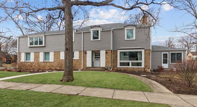 Photo of 300 Lincolnwood Rd, Highland Park, IL 60035