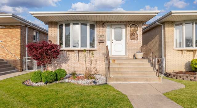 Photo of 5209 S Narragansett Ave, Chicago, IL 60638