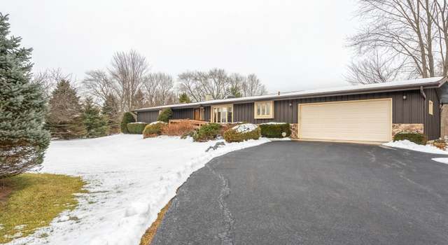Photo of 28015 W Meadow Lane Rd, Mchenry, IL 60051