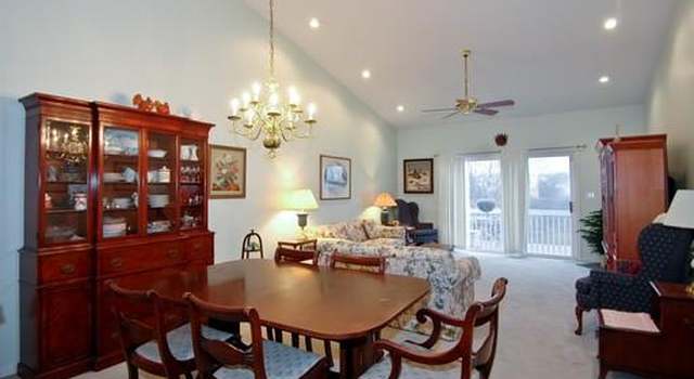 Photo of 2853 Waterfront Ave, Algonquin, IL 60102