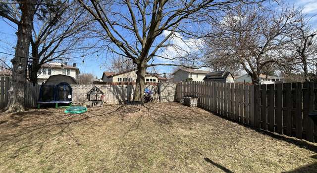 Photo of 249 Tamarack Dr, Bloomingdale, IL 60108
