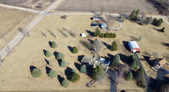 Photo of 11245 Fox Trail Rd, Durand, IL 61024