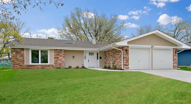 Photo of 860 Heather Ln, Hoffman Estates, IL 60169